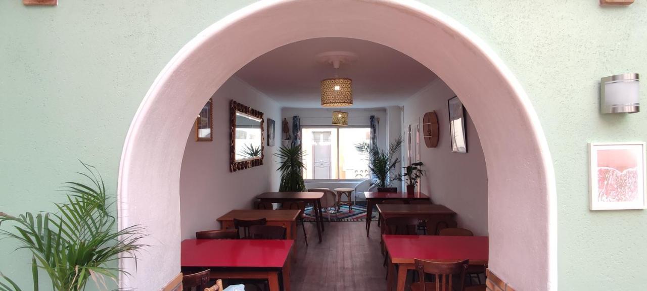 Hotel & Cantine De La Plage Les Sables-d'Olonne Exterior photo