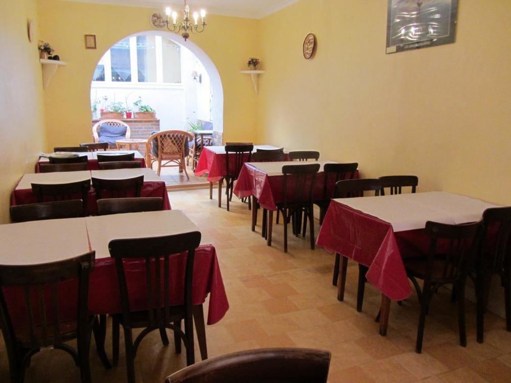 Hotel & Cantine De La Plage Les Sables-d'Olonne Exterior photo